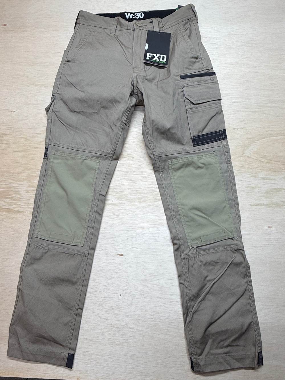 NWT FXD WP-1 Regular Fit Canvas Work Pants Size 30 Khaki DURA500 Utility Pockets